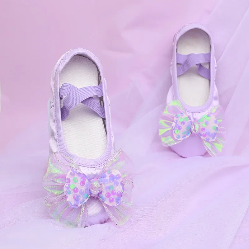 Women'S Xc Shoes - ブルー、ピンク、パープルガールズダンスソフトソールキッズバレエダンスシューズかわいいステージショー猫の足の靴弓アクセサリー