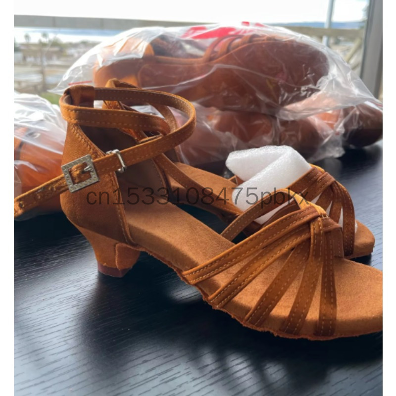 Women Shoes Kinds - 大人用サテンラテンダンスシューズ ソフトソール ミディアムハイヒール チャチャチャ ジャズ カウボーイダンスシューズ