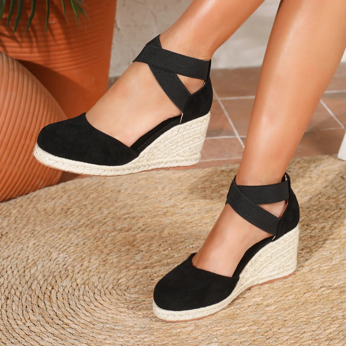 カバートゥ レディース エスパドリーユ ウェッジ サンダル  - Espadrille Wedge Shoes のレビューと価格