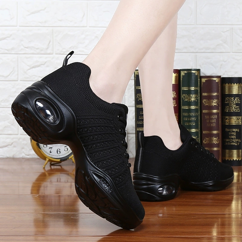 レディース クッション入りダンススニーカー 通気性のある黒メ - Women'S Zumba Shoes のレビューと価格