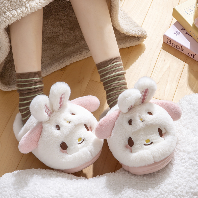 漫画ハローキティ女性用ぬいぐるみスリッパ暖かい新作シナモロー - Women Shoes Winter のレビューと価格