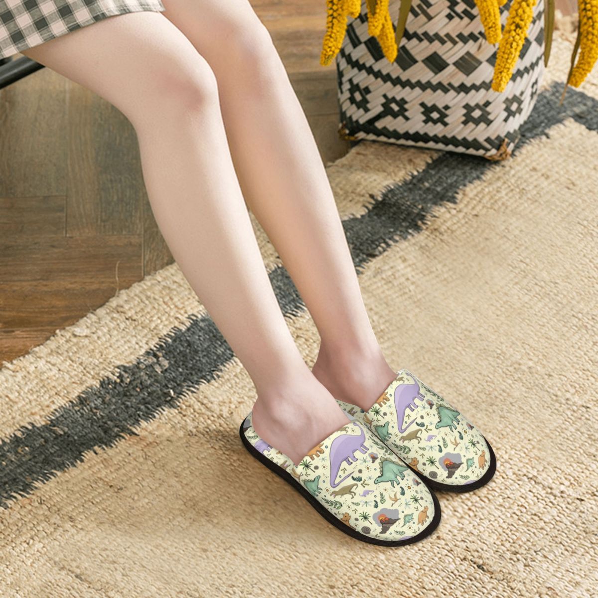 カスタム漫画恐竜柄 キュートで快適な温かい滑り止め付きメモリ - Women Shoes Kinds のレビューと価格