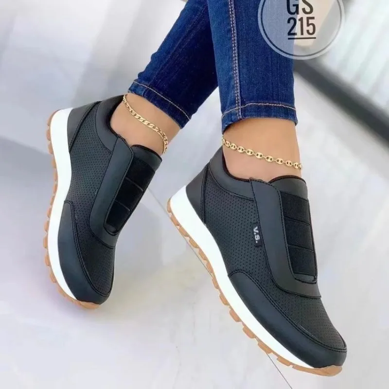 女性用カジュアルスリッポンスニーカー通気性のある穴あきウォー - Women'S Shoes Navy Blue のレビューと価格