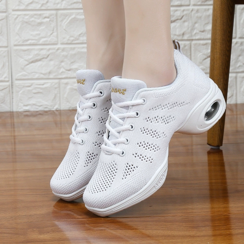女性用通気性メッシュダンススニーカー、軽量ジャズヒップホップ - Women'S Zumba Shoes のレビューと価格