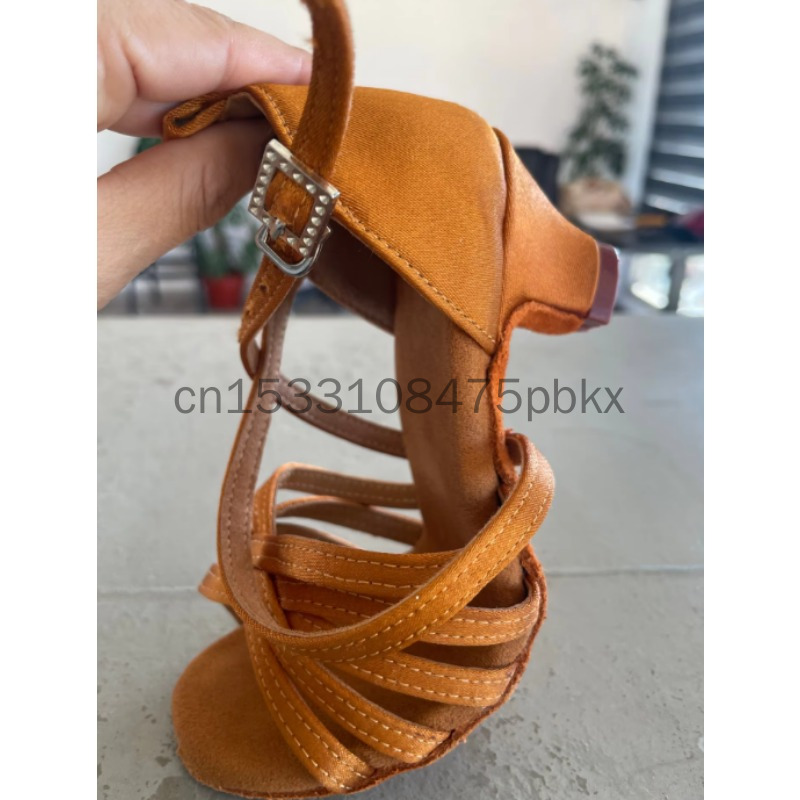 大人用サテンラテンダンスシューズ ソフトソール ミディアムハ - Women Shoes Kinds のレビューと価格