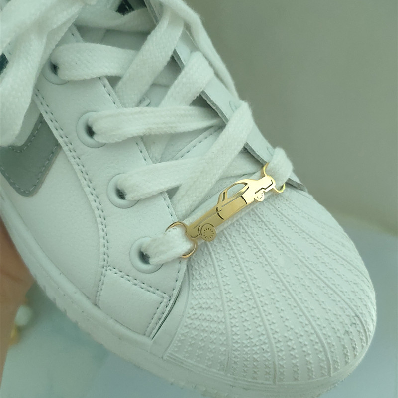 男性と女性のためのステンレス鋼のバックルシューズ,かわいい車 - Women Shoes Name のレビューと価格
